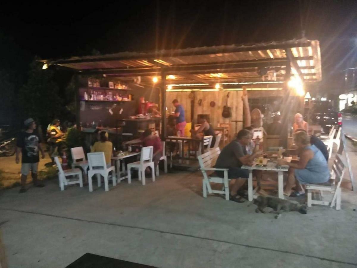 D.samui *
